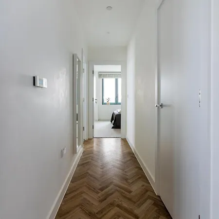 Modern 2Bd Flat In Canary Wharf With City And River Views London Exterior photo