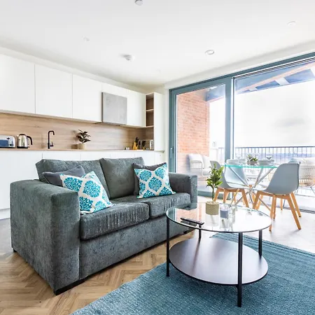 Modern 2Bd Flat In Canary Wharf With City And River Views London Exterior photo