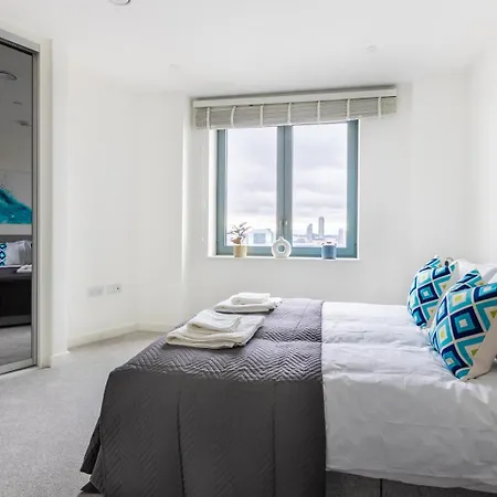 Modern 2Bd Flat In Canary Wharf With City And River Views London Exterior photo