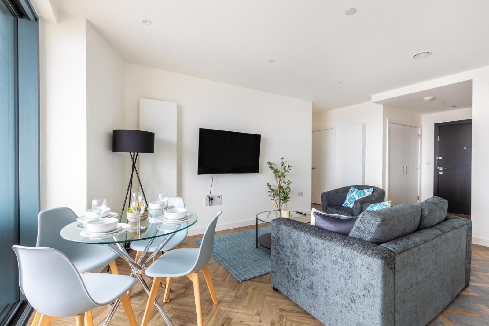 Modern 2bd Flat In Canary Wharf With And River Views London